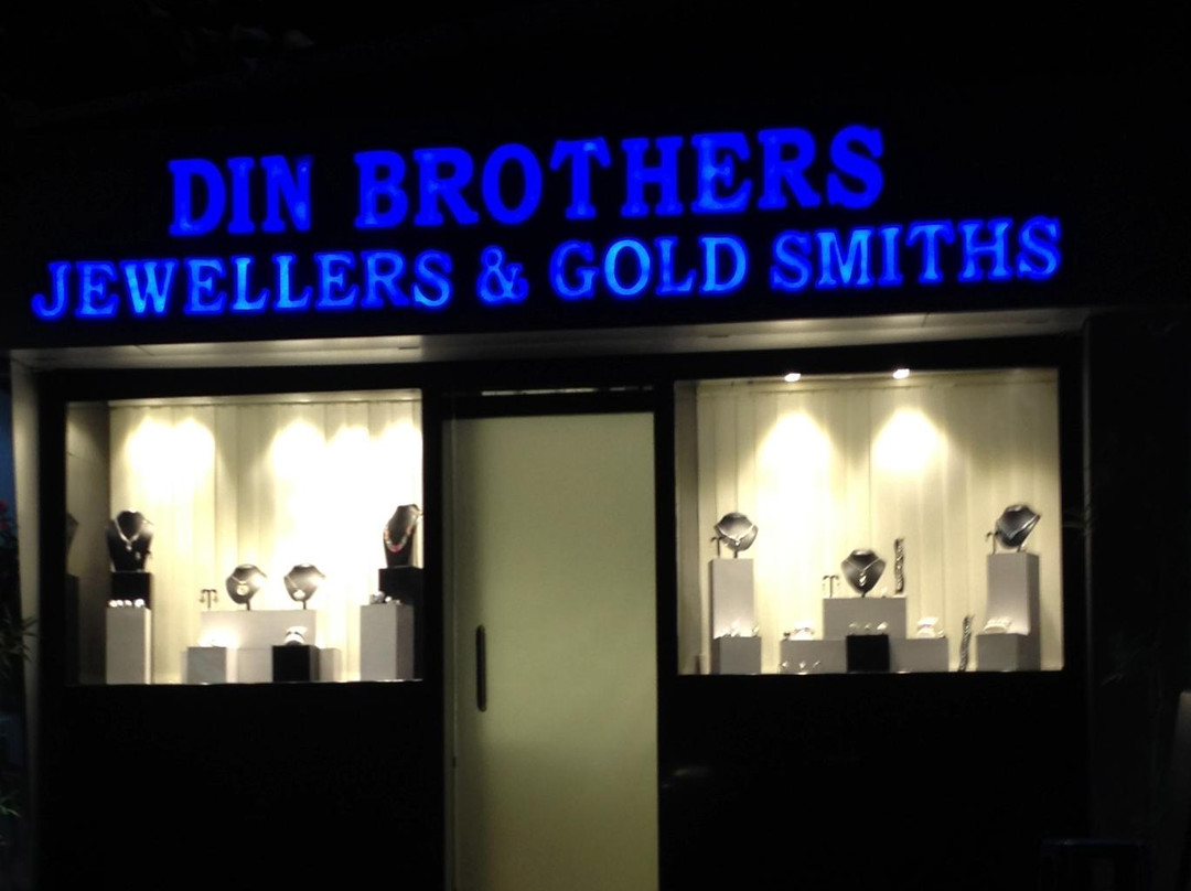 Din Brothers Jewellers & Goldsmiths景点图片