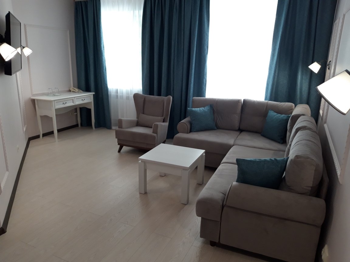 Oasis Hotel-官方