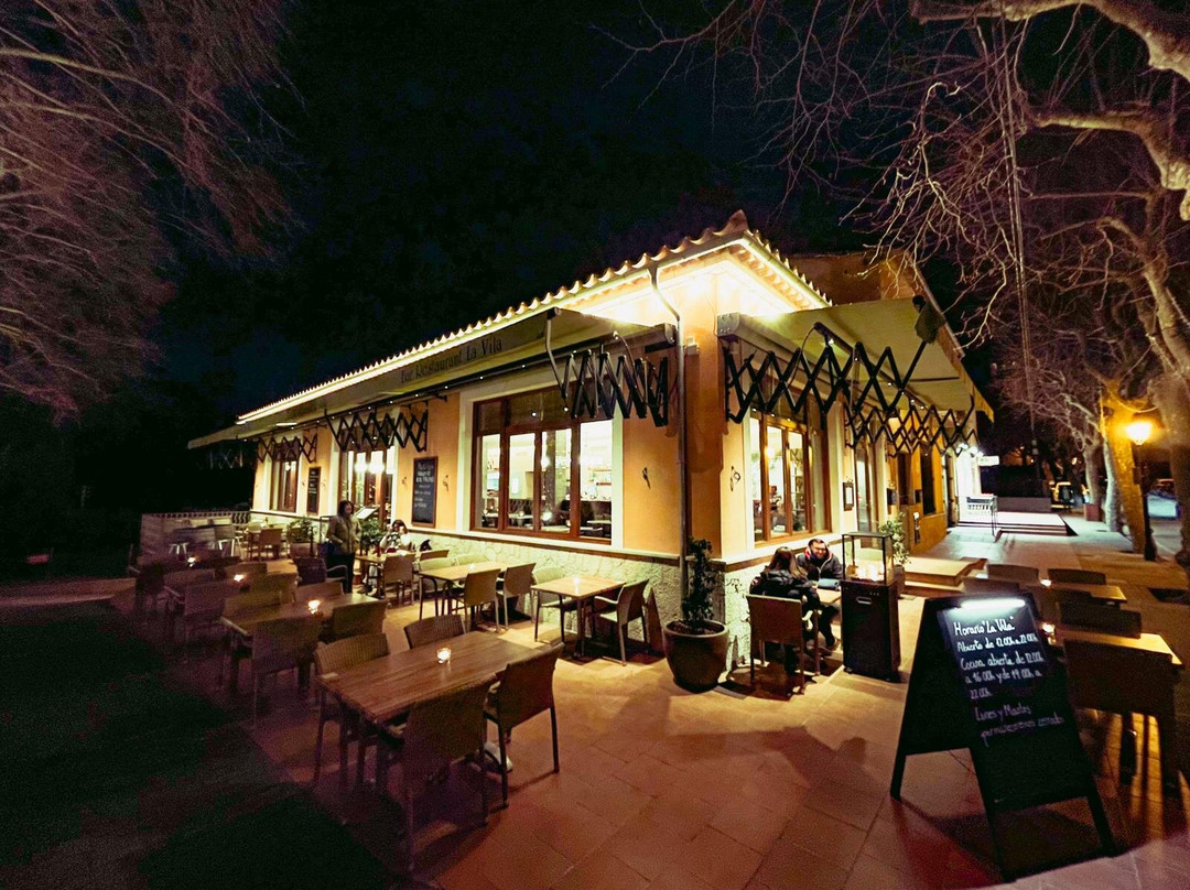 Puigpunyent餐馆和美食-Bar Restaurant La Vila