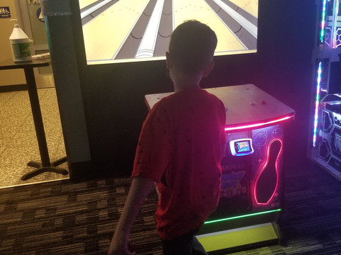 Dave & Buster's Thousand Oaks