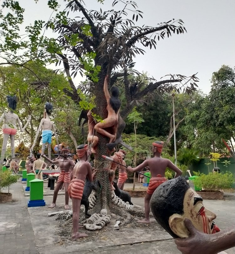 The Wang Saen Suk Hell Garden-春武里必去景点