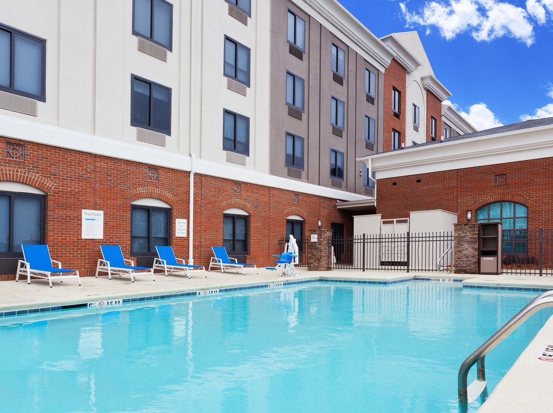 Holiday Inn Express & Suites Montgomery E - Eastchase By IHG主图