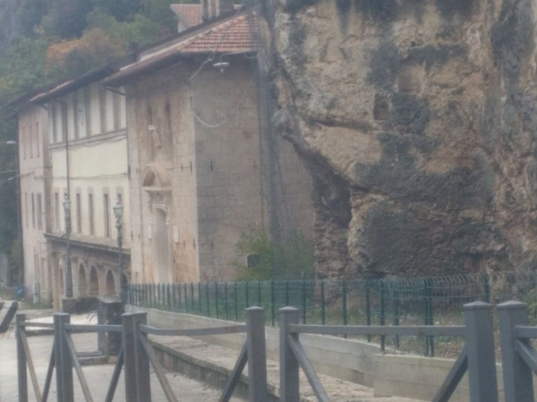 Santuario della Madonna delle Grotte景点图片