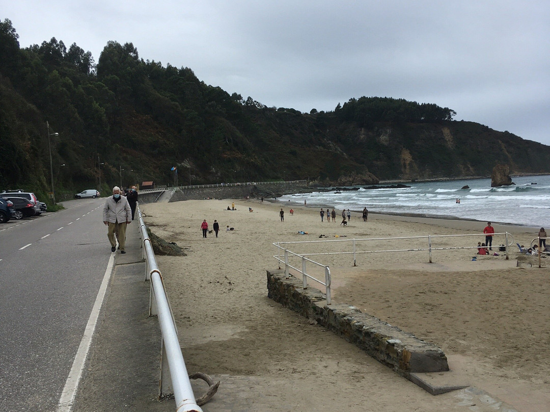 Aguilar Beach-Muros del Nalon必去景点