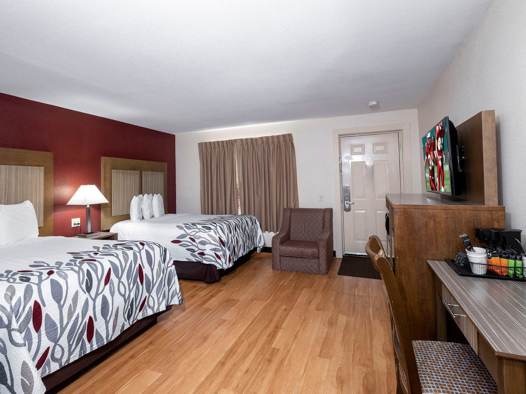 Red Roof Inn Neptune - Jersey Shore主图