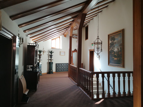 爱慕锐酒店主图