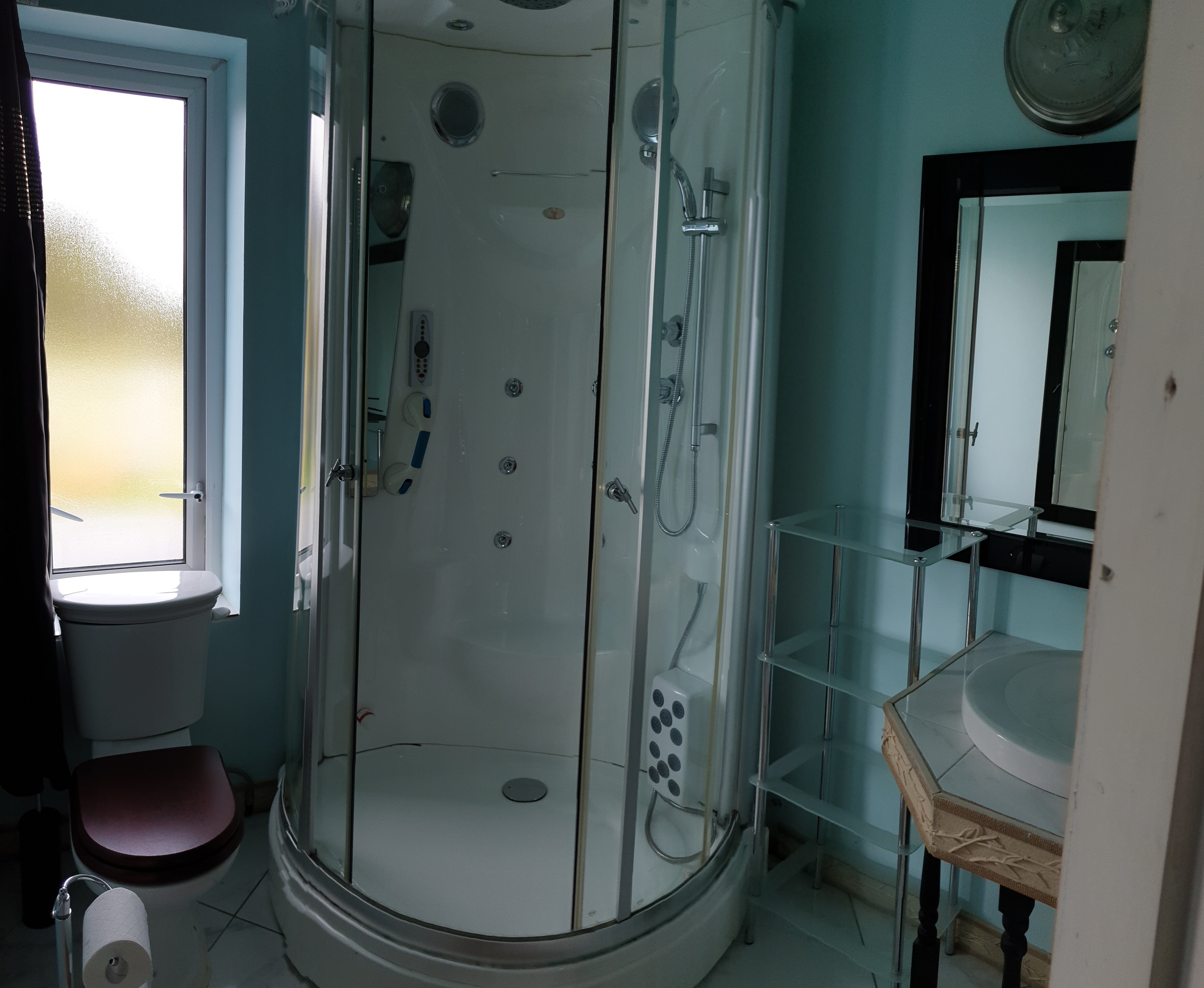 Ferndale Luxury Bed and Breakfast-浴室