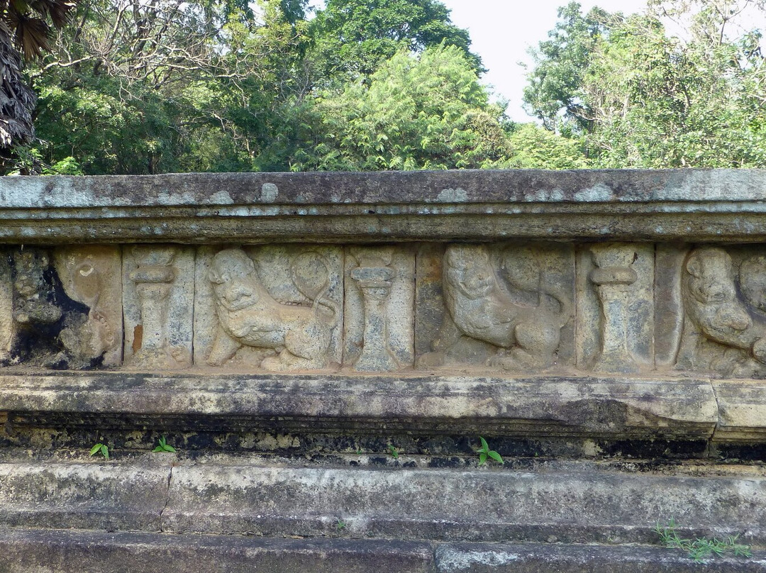 Kumara Pokuna-波隆纳鲁瓦必去景点