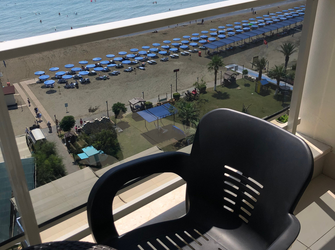 Liparis Resort Hotel & Spa主图