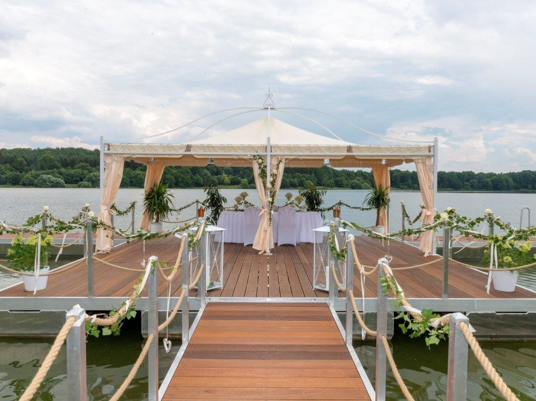 安特弗塔尔海景酒店主图