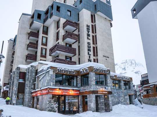 Curling Hôtel & Bar主图