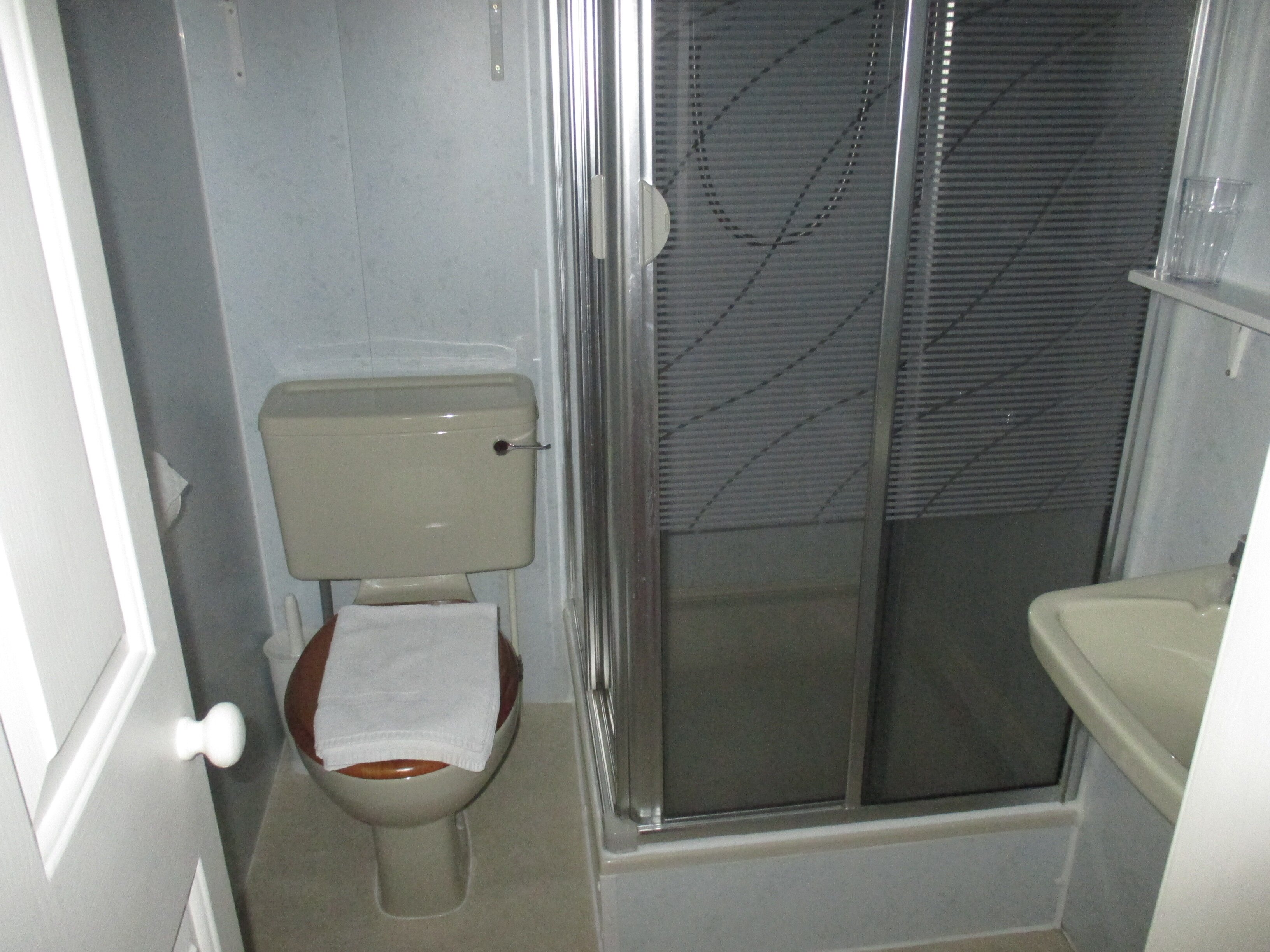 Forest Lodge Guest House-浴室