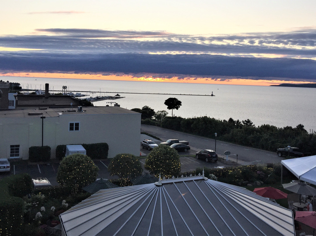 斯塔福德佩里酒店主图