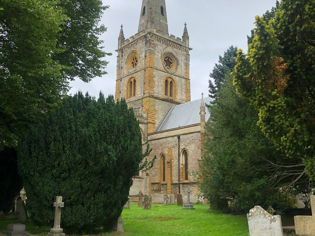 Shakespeare's Grave-埃文河畔斯特拉特福必去景点