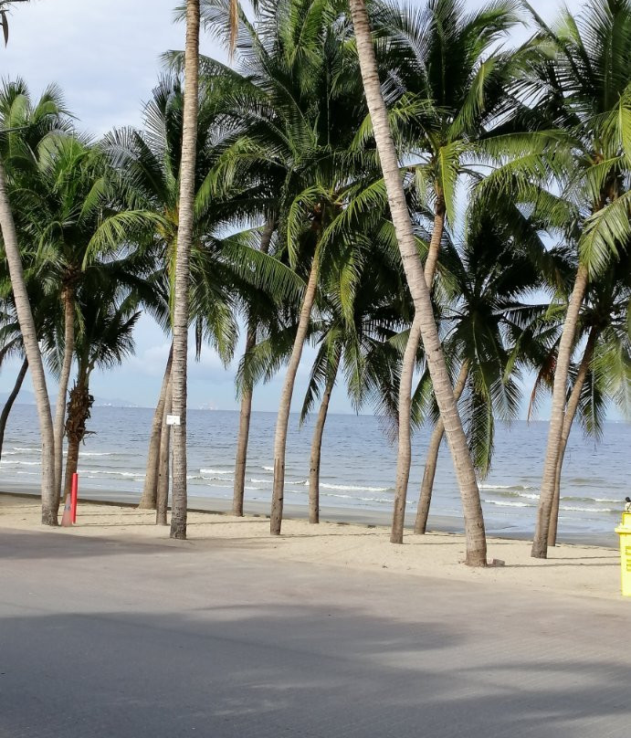 Hotel Bangsaen Resort主图