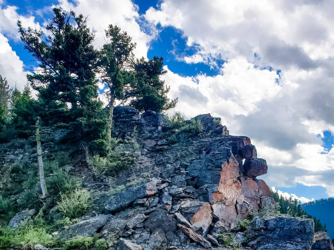 Cliff Lake景点图片