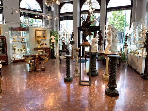 L'Egide Antiques-布鲁塞尔必去景点