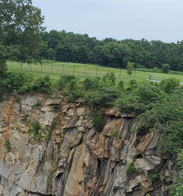 Quarry Park景点图片