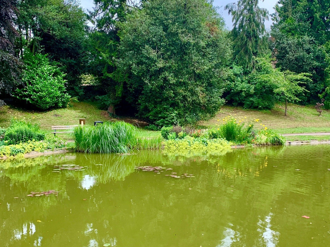 Tring Memorial Garden景点图片