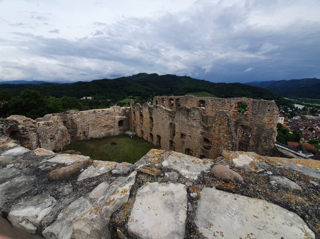 Burgruine Schlossberg景点图片