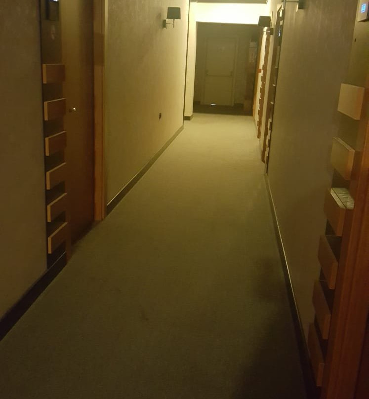 Roof 264 Hotel And Suites主图