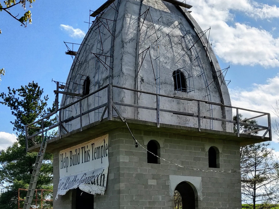 Palace of Gold-Moundsville必去景点