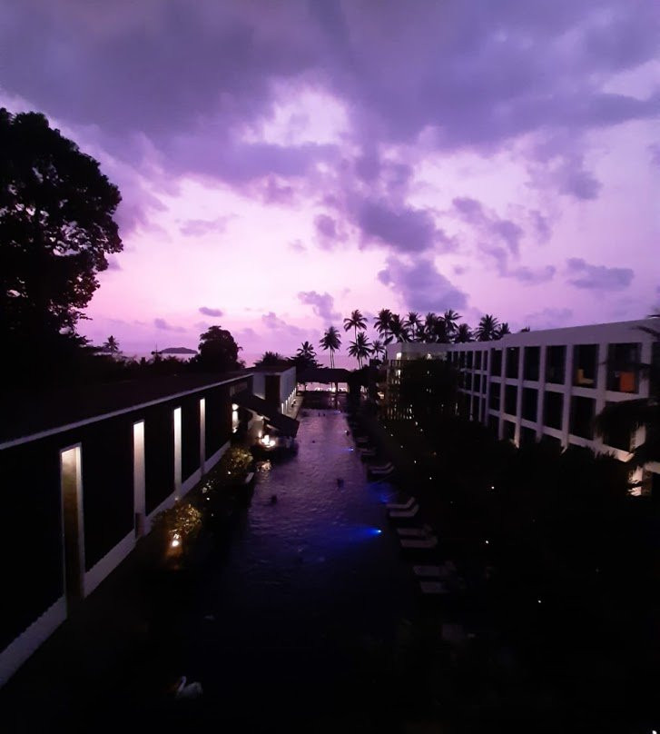 阿瓦度假酒店主图