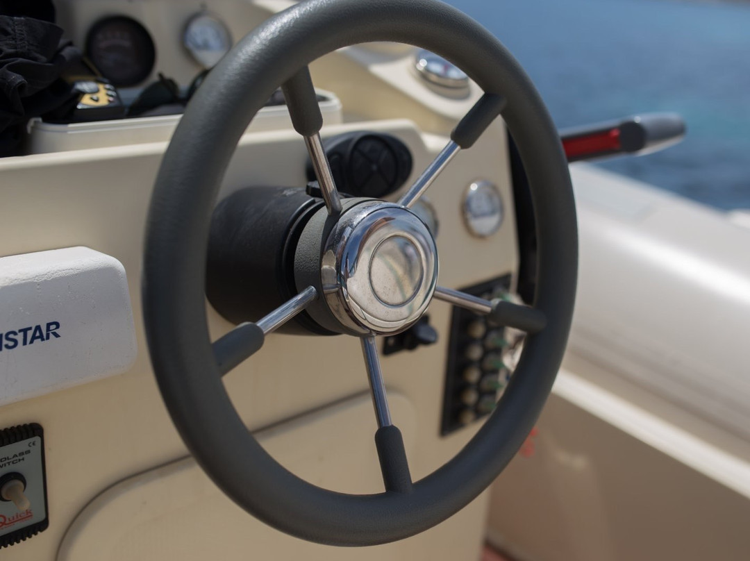 Explore Athens Yachting景点图片