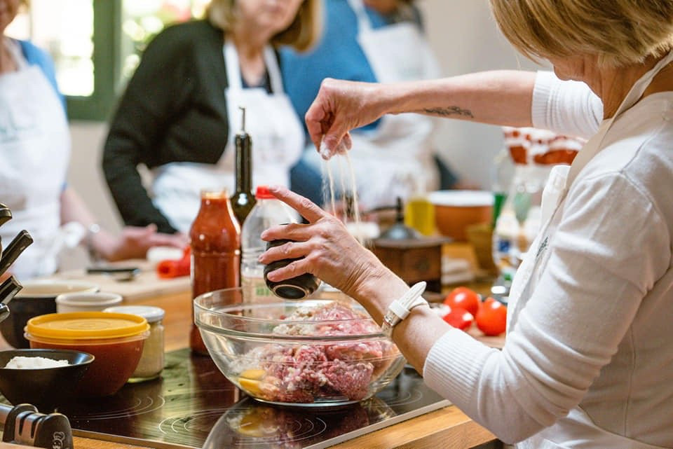 Cooking Classes in English @ La Belugue景点图片