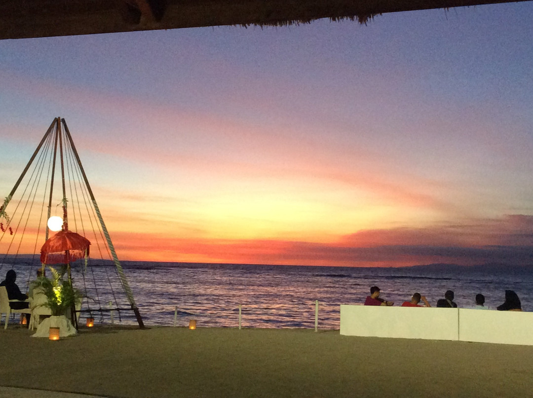 赛吉吉海滩酒店主图