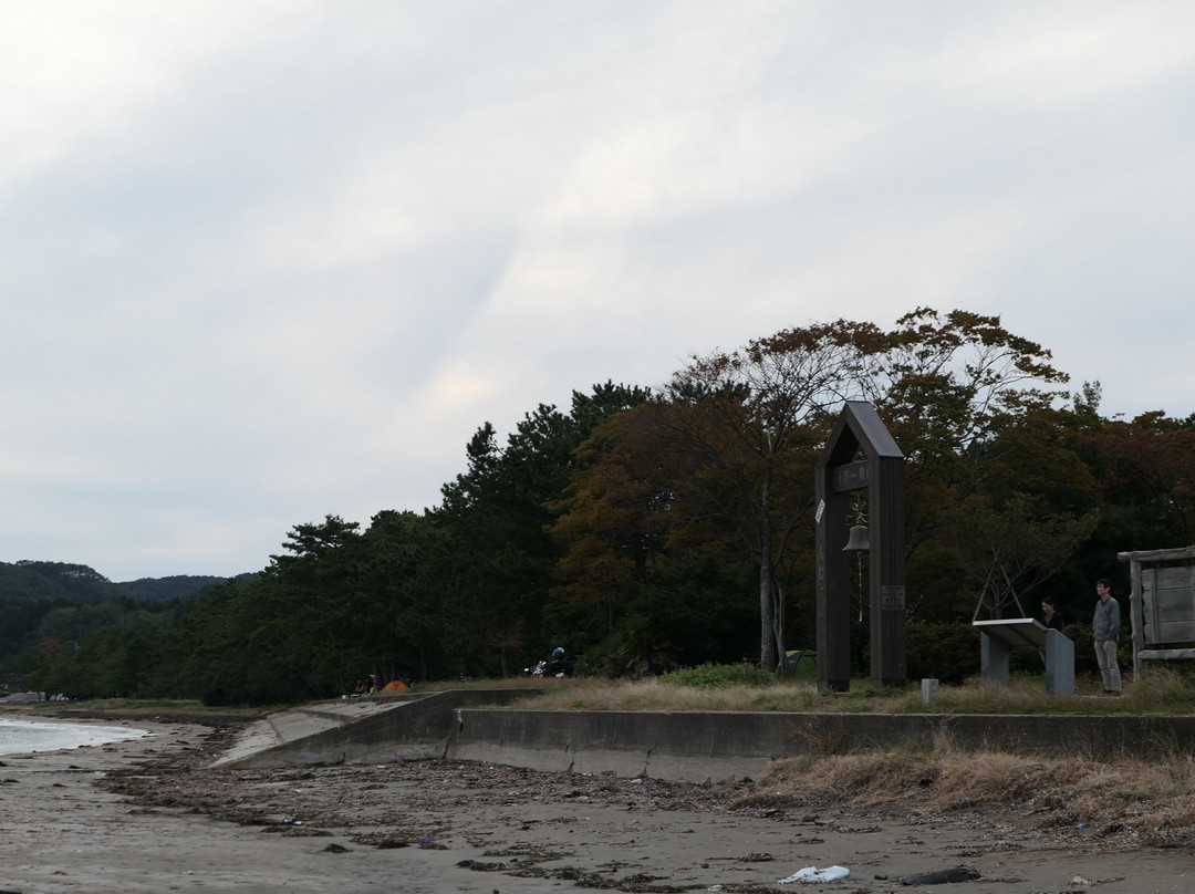 Mitsuke Beach景点图片