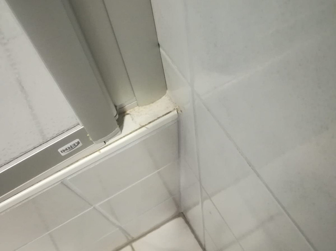 亚历山大酒店主图