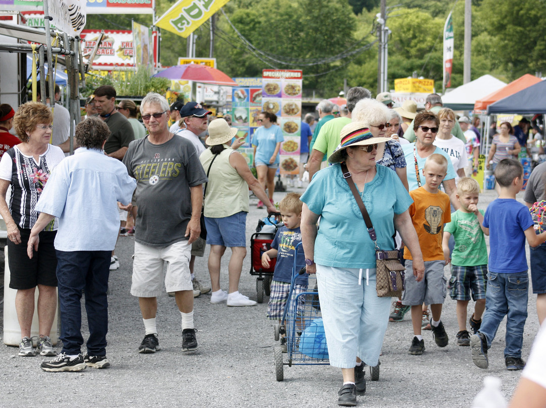 Rogers Flea Market & Auctions-Rogers必去景点