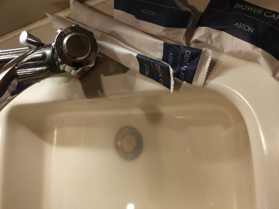 阿斯顿美那多酒店主图