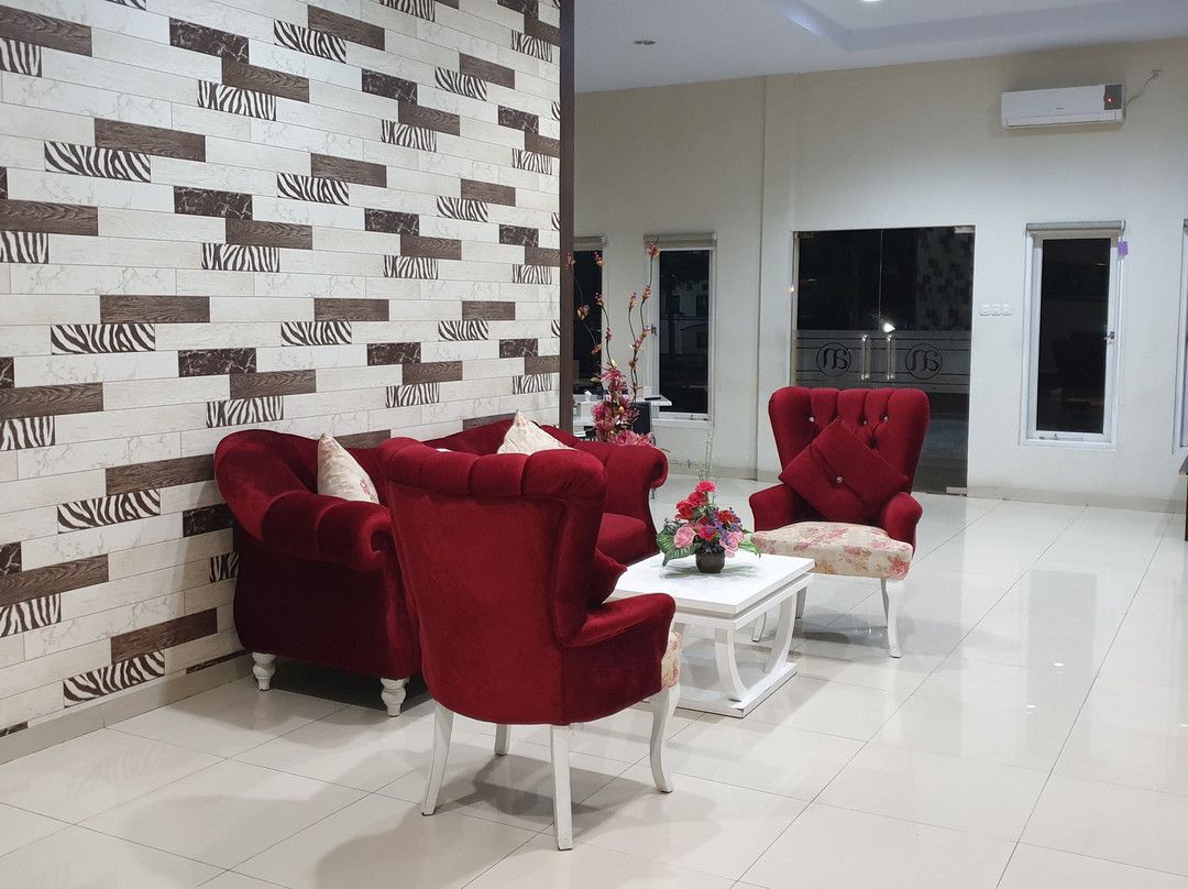 OYO 928 Hotel Astra Novilia主图