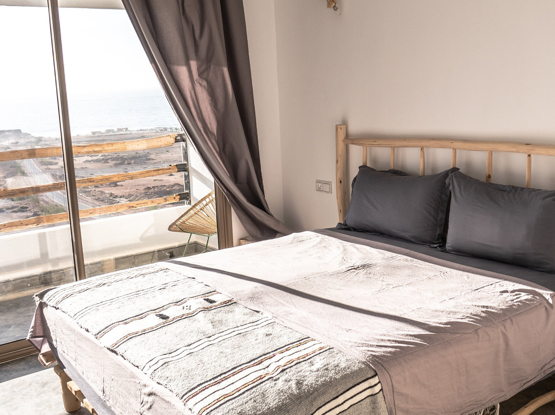 Blue Mind Surf & Yoga Tribe主图