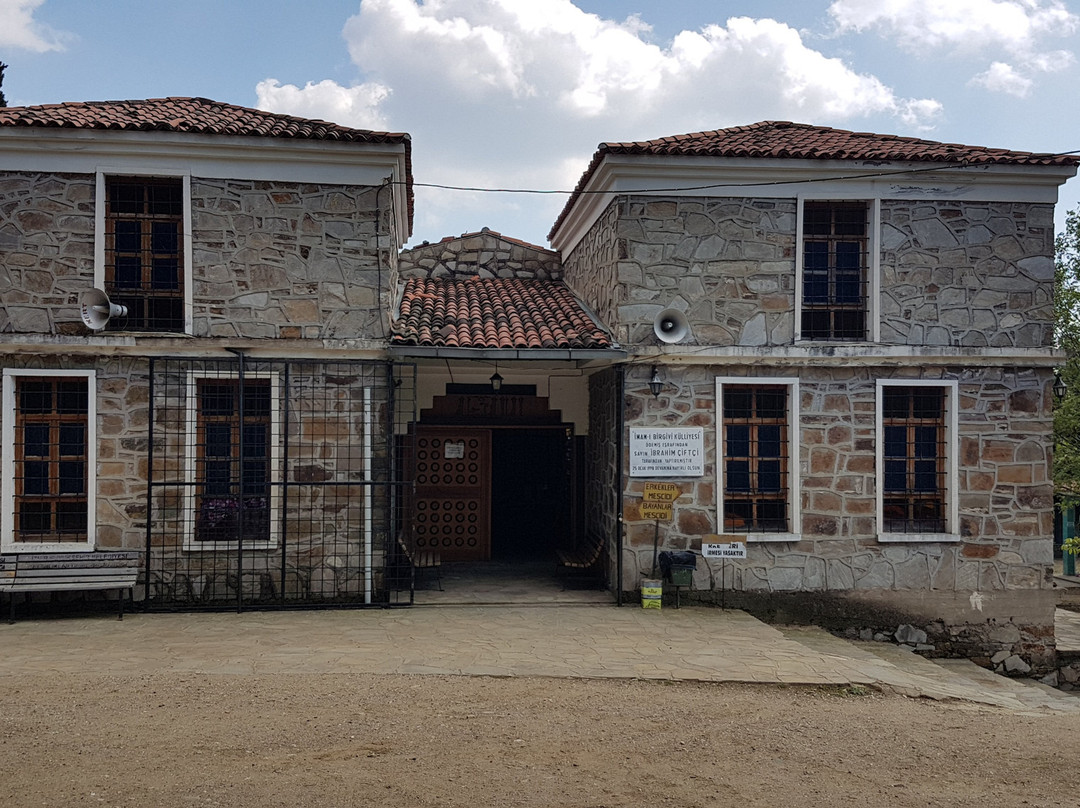 İmam-i Birgivi Mehmet Efendi Türbesi-Birgi必去景点