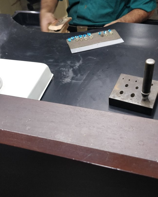 Hemachandras (Kandy) Limited Jewellers-康提必去景点