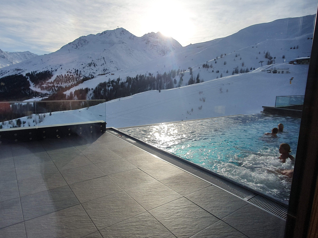 Hotel Schöne Aussicht主图