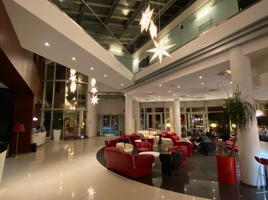 米兰菲尔亚多米纳酒店主图