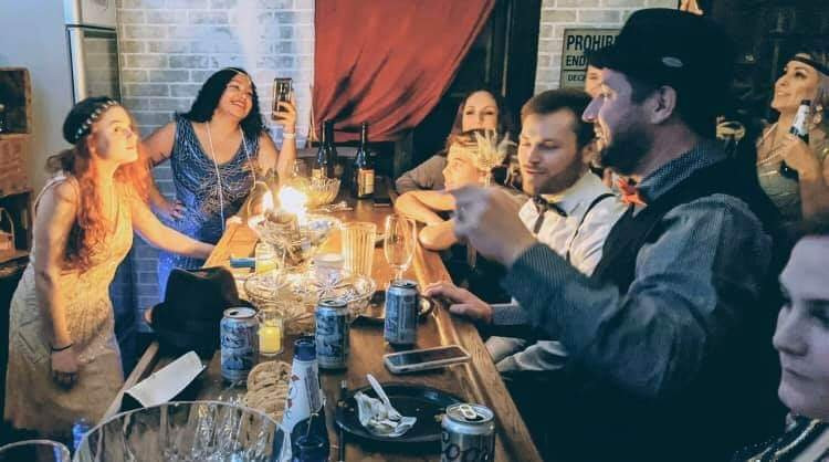 Iron Amethyst Inn & The 2one Speakeasy主图