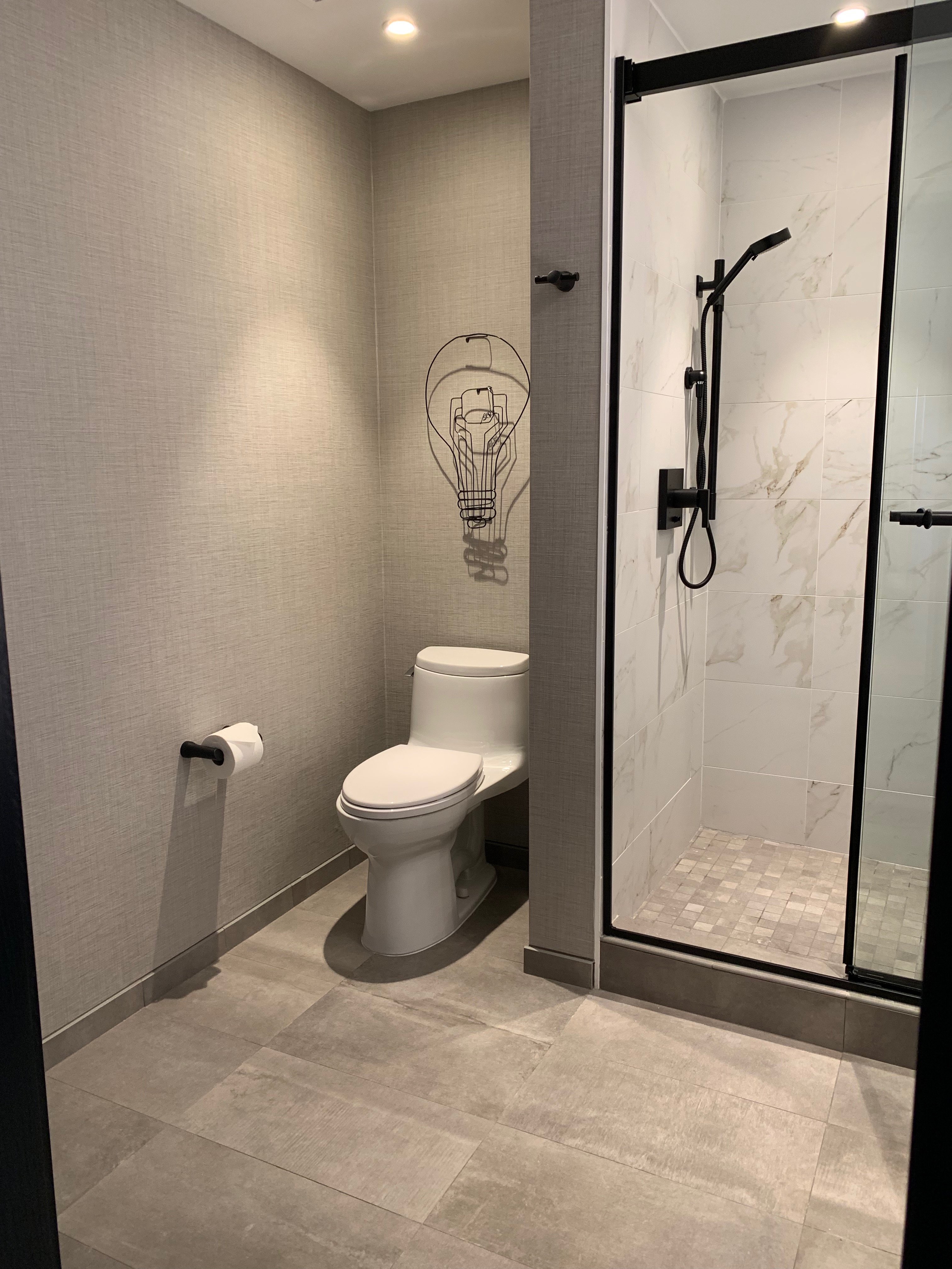 Hyatt Centric Mountain View-浴室