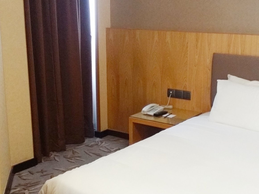 Imperial Riverbank Hotel主图