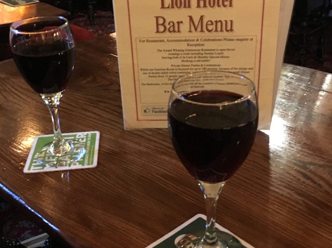 The Old White Lion Hotel主图