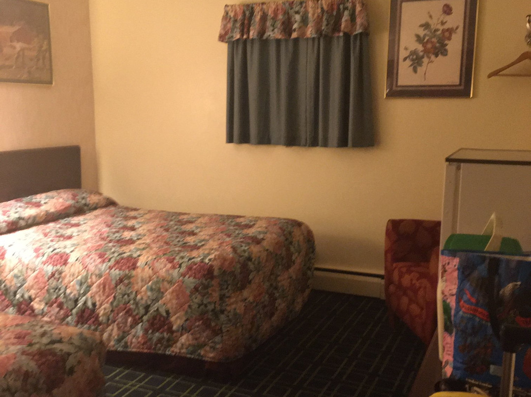 Perry's Motel & Cottages主图