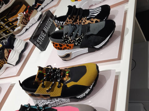 iOU-蒂永维尔必去景点