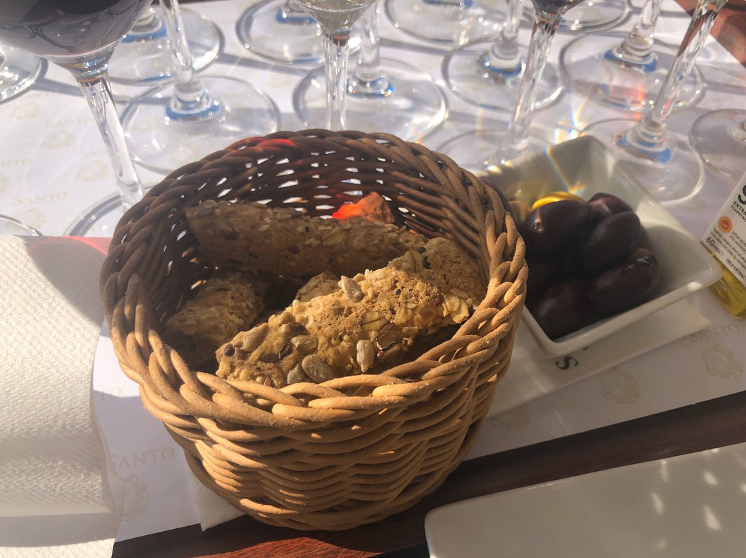 Wine in Santorini Exclusive wine tour & tasting-圣托里尼必去景点