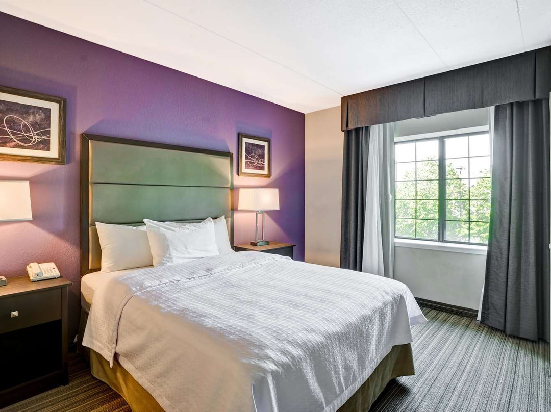 Homewood Suites by Hilton Eatontown主图