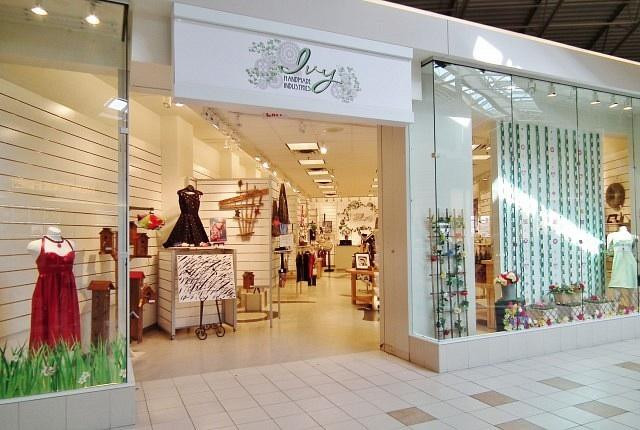 Ivy Handmade Industries in Techumseh Mall-温莎堡必去景点