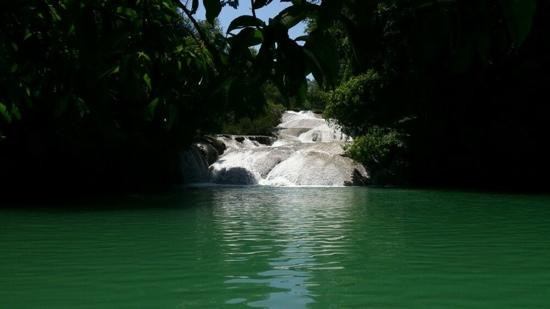 Cascada de Roberto Barrios景点图片